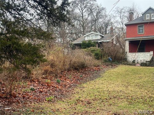 7392 Arlington Drive, St Louis, MO, 63117 | Card Image