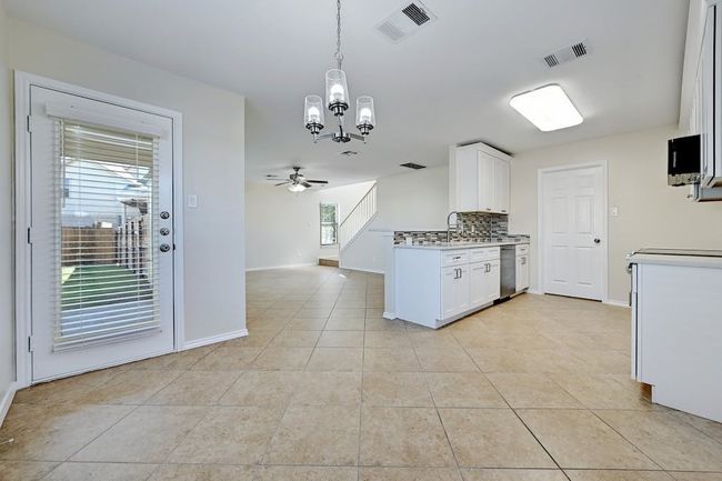12908 Thomas Jefferson St, House other with 3 bedrooms, 3 bathrooms and null parking in Manor TX | Image 10