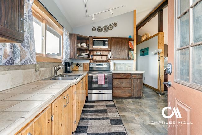 945 Us Highway 287, House other with 2 bedrooms, 1 bathrooms and null parking in Augusta MT | Image 8