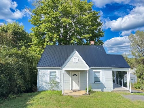 207 Greyson St, Martinsville, VA, 24112-1405 | Card Image