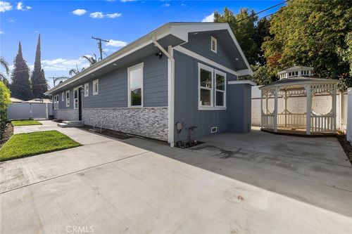 17175 Rayen St, Sherwood Forest, CA, 91325-2908 | Card Image