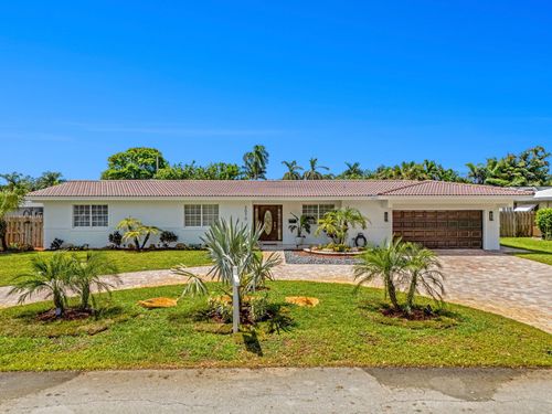 2070 Ne 27th St, Lighthouse Point, FL, 33064-7710 | Card Image