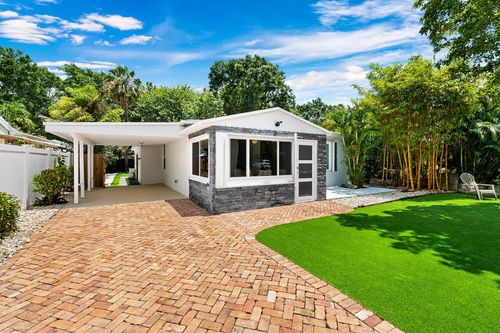 517 Sw 14th St, Fort Lauderdale, FL, 33315-1426 | Card Image