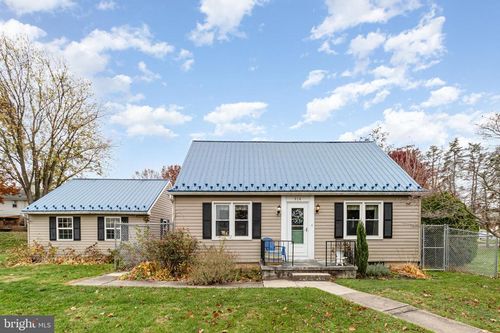 914 E Cherry St, PALMYRA, PA, 17078-2801 | Card Image