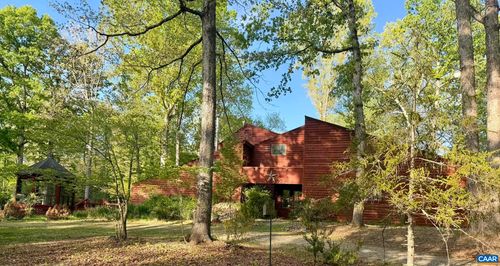 670 Baber Cir, SCOTTSVILLE, VA, 24590-5533 | Card Image