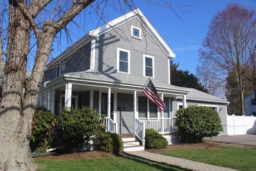 268 Common St, Walpole, MA, 02081-3233 | Card Image