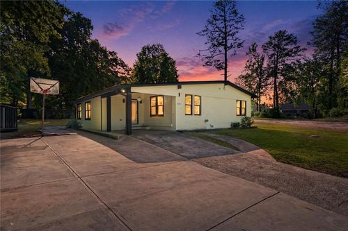 2061 Shady Ln, Tucker, GA, 30084-5510 | Card Image