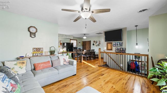 12255 Williams Rd, House other with 5 bedrooms, 2 bathrooms and 3 parking in Homerville OH | Image 15