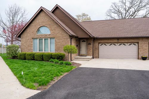 101 Highland Ave, Washington Court House, OH, 43160-1296 | Card Image