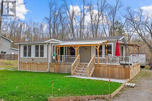 4 Rollie'S Bay Rd W, Curve Lake, ON, K0L1R0 | Card Image
