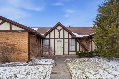 8603 Sea Pines Ln, Dayton, OH, 45458-3321 | Card Image