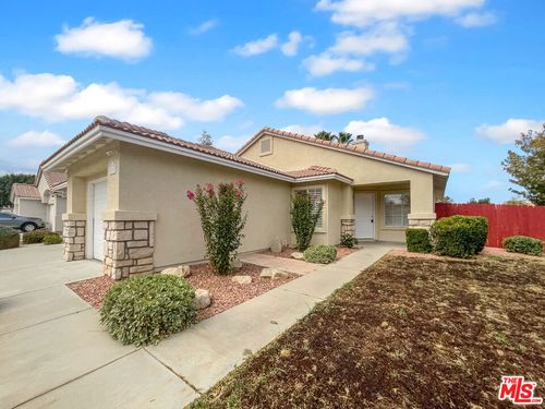 2897 Chuckwagon Rd, Palmdale, CA, 93550 | Card Image
