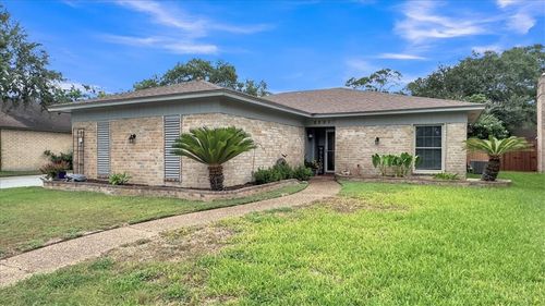 5301 Bromley Dr, Corpus Christi, TX, 78413-3726 | Card Image