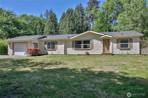 4717 Hansen Dr, Clinton, WA, 98236-9517 | Card Image