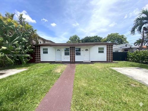 3012-3010-3012 Nw 26th St, Miami, FL, 33142-6418 | Card Image