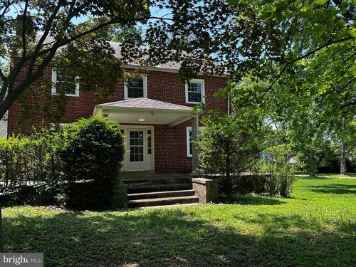 7 W Orchard Ln, AUDUBON, PA, 19403-2033 | Card Image
