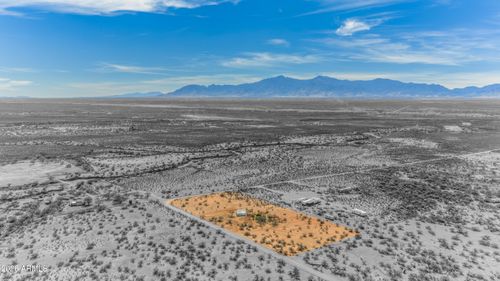 1438 N Gunsmoke Ave, Sierra Vista, AZ, 85635-8404 | Card Image