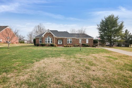55 Colonial Dr, Lebanon, TN, 37087-7488 | Card Image