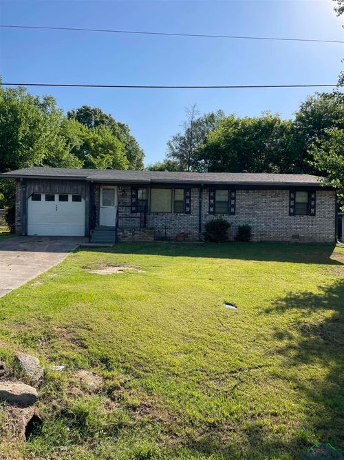 105 Walker Dr, Naples, TX, 75568-5885 | Card Image