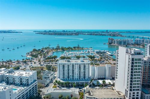unit-7d-101 S Gulfstream Ave, SARASOTA, FL, 34236-8945 | Card Image