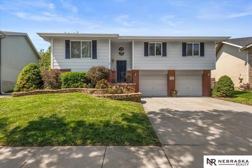 1835 W Apricot Lane, Lincoln, NE, 68522 | Card Image