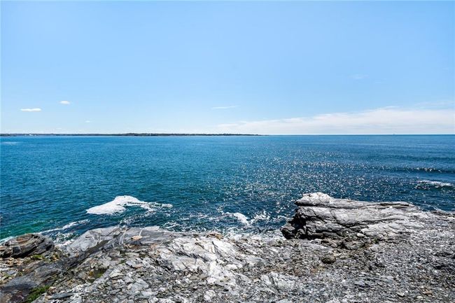 597 Beavertail Rd, Home with 5 bedrooms, 4 bathrooms and 8 parking in Jamestown RI | Image 7