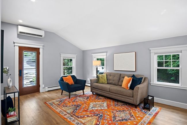 80 Evergreen Rd, House other with 3 bedrooms, 2 bathrooms and 6 parking in Natick MA | Image 9