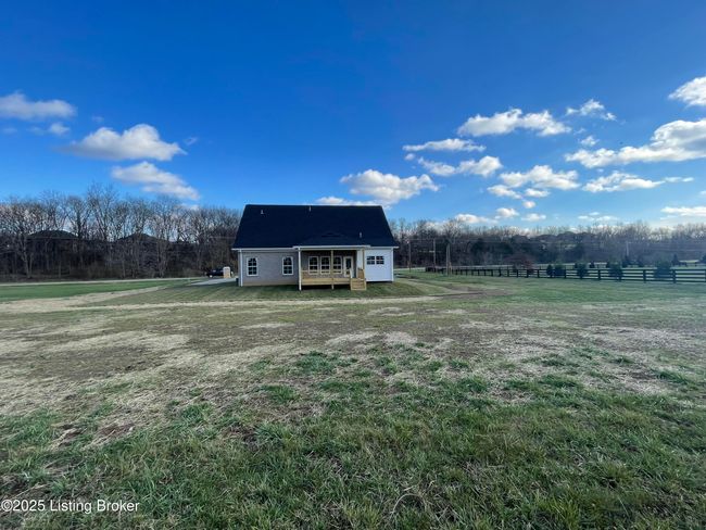 Large 1 acre lot | Image 9