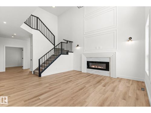 11 Arthur Way, Spruce Grove, AB, T7X | Card Image