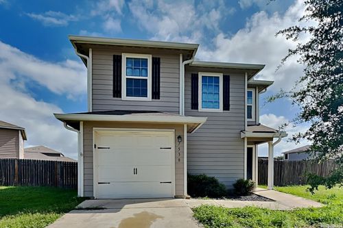 7538 Bowdre, San Antonio, TX, 78252-4438 | Card Image