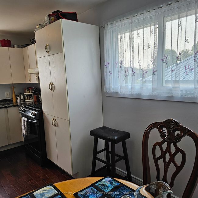 84 Gladstone Ave, House other with 4 bedrooms, 2 bathrooms and 5 parking in North Bay ON | Image 10