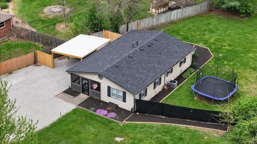 10339 Wilson Rd, Brownsburg, IN, 46112-8647 | Card Image