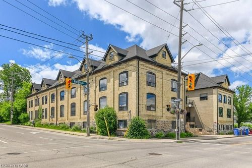 20-12 Bridgeport Rd E, Waterloo, ON, N2J2J3 | Card Image