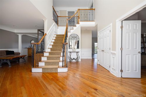 78 Moore Rd, East Fishkill, NY, 12533-4301 | Card Image