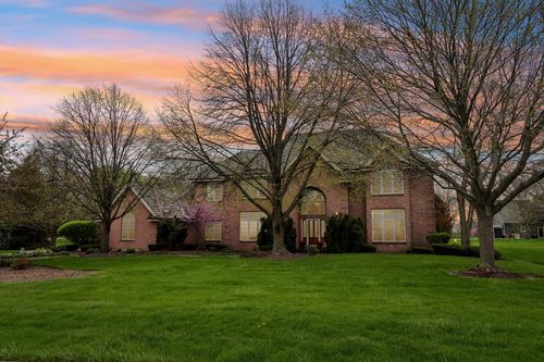 9321 42nd Ave, PLEASANT PRAIRIE, WI, 53158-3711 | Card Image