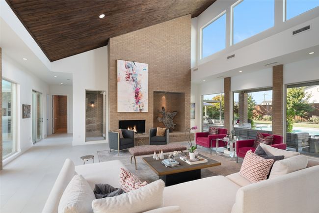 5601 Dittmar Pl, House other with 4 bedrooms, 4 bathrooms and null parking in Dallas TX | Image 14