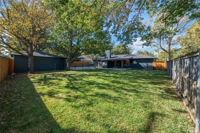 6746 Braeburn Dr, House other with 3 bedrooms, 2 bathrooms and null parking in Dallas TX | Image 38