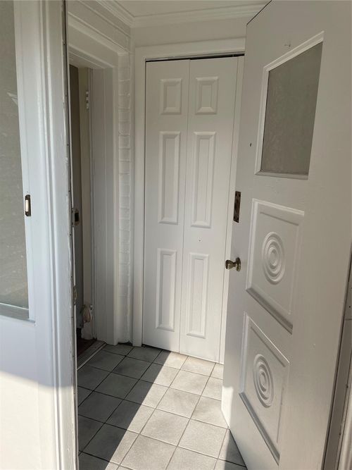 apt-1-105 Wakefield Ave, Yonkers, NY, 10704-3674 | Card Image