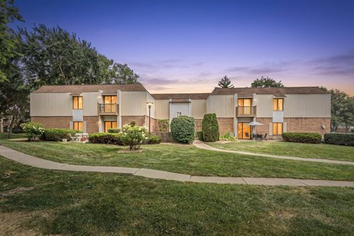 105-7383 Grand Ave, Downers Grove, IL, 60516-4117 | Card Image