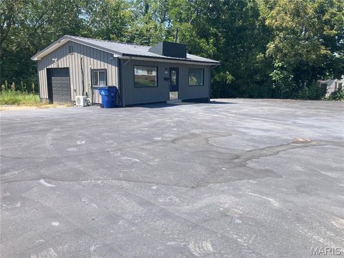 520 Kitchell Ave, Saint Clair, MO, 63077-1114 | Card Image