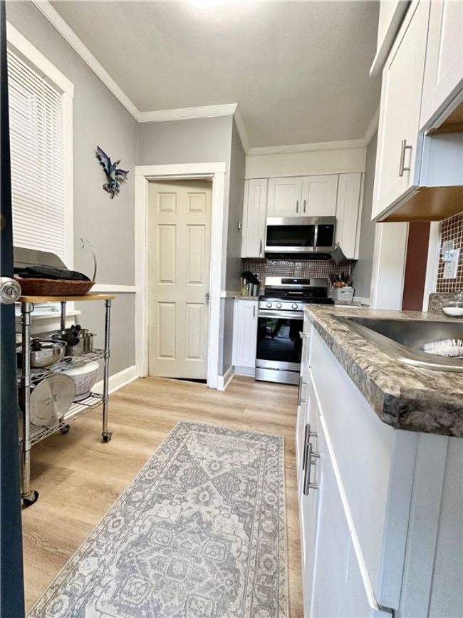 132 9th Street, Sold in Turtle Creek Zoocasa