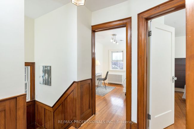27 Larkin Ave, House other with 4 bedrooms, 2 bathrooms and null parking in Toronto ON | Image 21