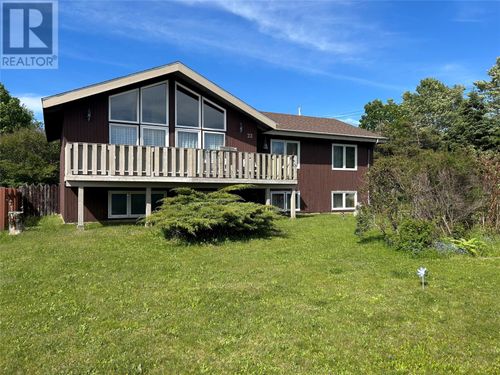 22 Macneil Cres, Stephenville, NL, A2N3E3 | Card Image