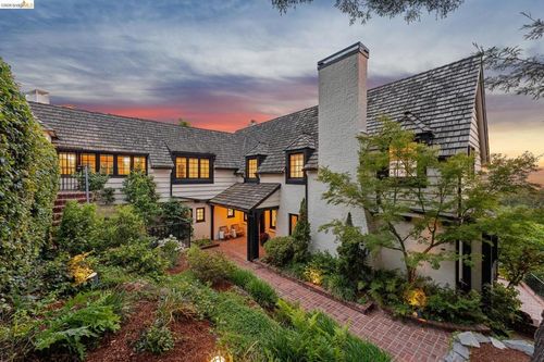120 Somerset Rd, Piedmont, CA, 94611-3308 | Card Image