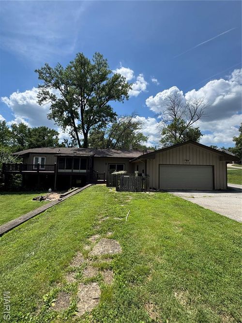 21 Balcon Estate, Creve Coeur, MO, 63141 | Card Image