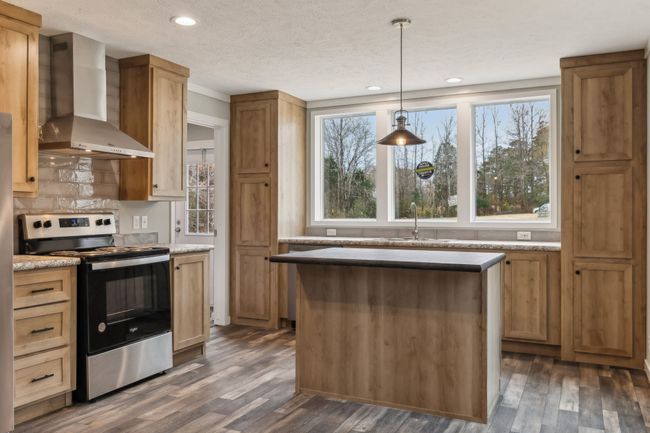 553 Camden Bay Rd, House other with 3 bedrooms, 2 bathrooms and null parking in Camden TN | Image 24