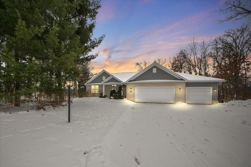 430 Oak Breeze Drive, Valparaiso, IN, 46383 | Card Image