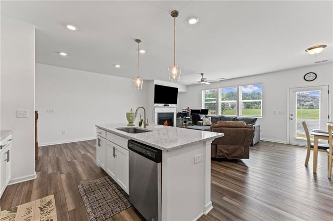 3560 Bexton Dr, Townhouse with 3 bedrooms, 3 bathrooms and null parking in Duluth GA | Image 11