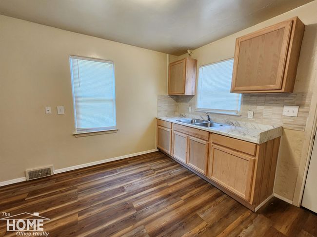 50184384-c9267327-275d-46d8-8e81-f33334644cf1.JPG | Image 6