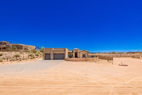 5900 Lilac Pl Ne, Rio Rancho, NM, 87144-5803 | Card Image